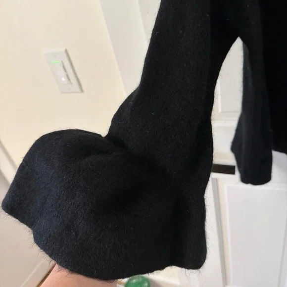 3.1 Phillip Lim Classic Black Crew Neck Bell Sleeve Wool&Alpaca Sweater - Picture 5 of 8
